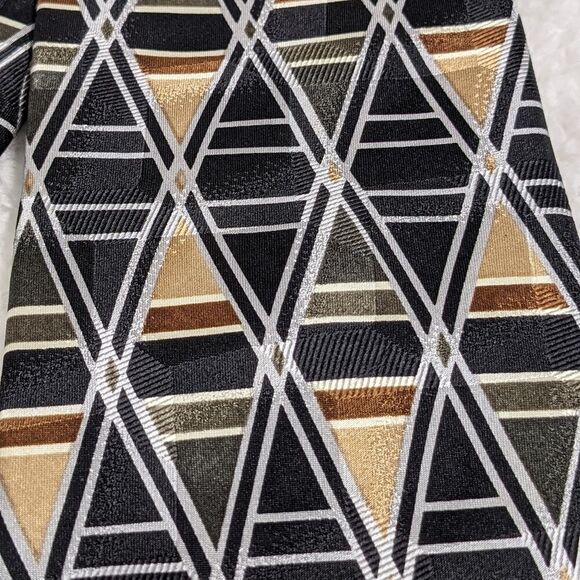 Vintage Men's Van Heusen 100% Silk Tie Abstract Diamond Pattern - Picture 12 of 13